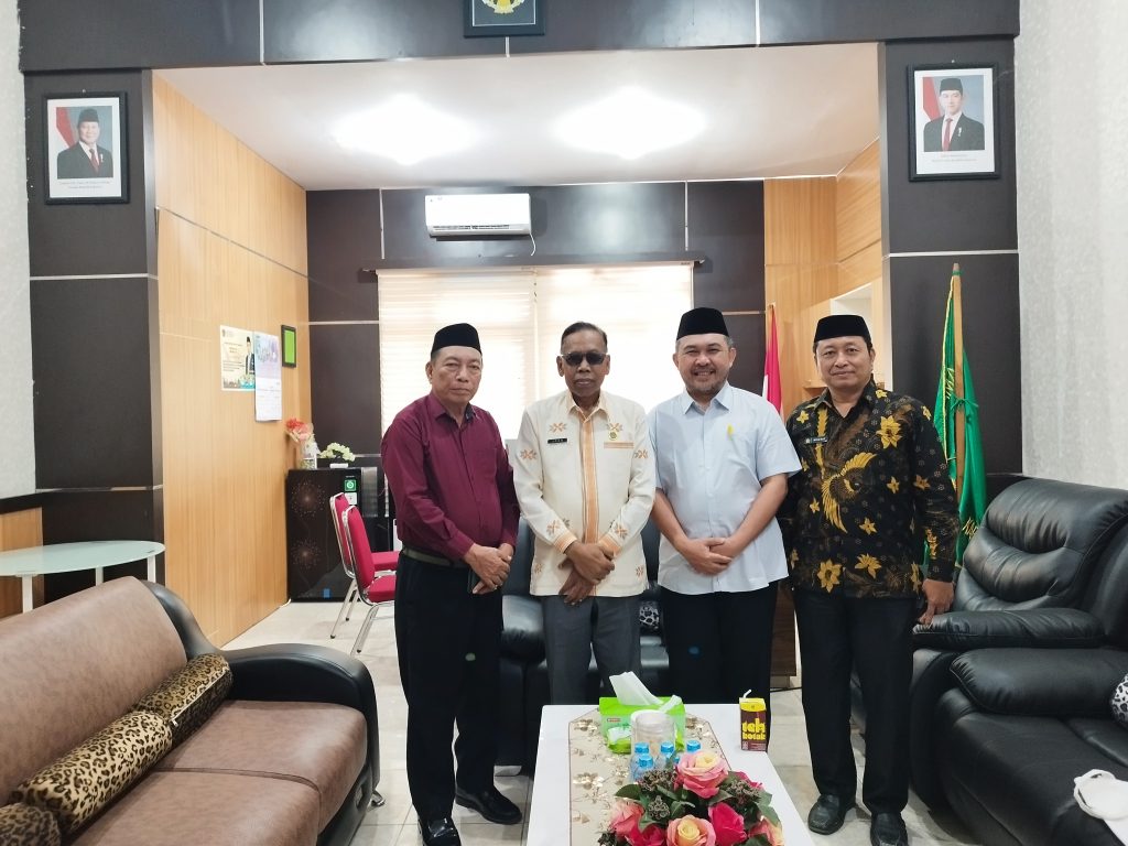 Silaturahmi dengan Kemenag (ISW)