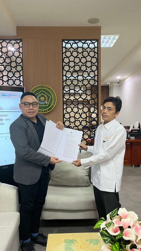 Terima KMA Resmi, IAI Rawa Aopa Siap Cetak Sarjana Ekonomi Syariah Unggulan