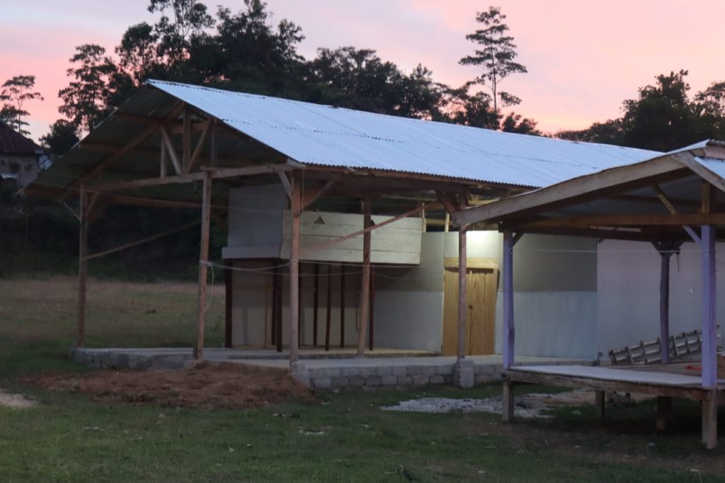 Sinergi Kampus dan Rakyat: Pasar Potoro Jadi Pusat Riset Mahasiswa Ekonomi Syariah IAI Rawa Aopa