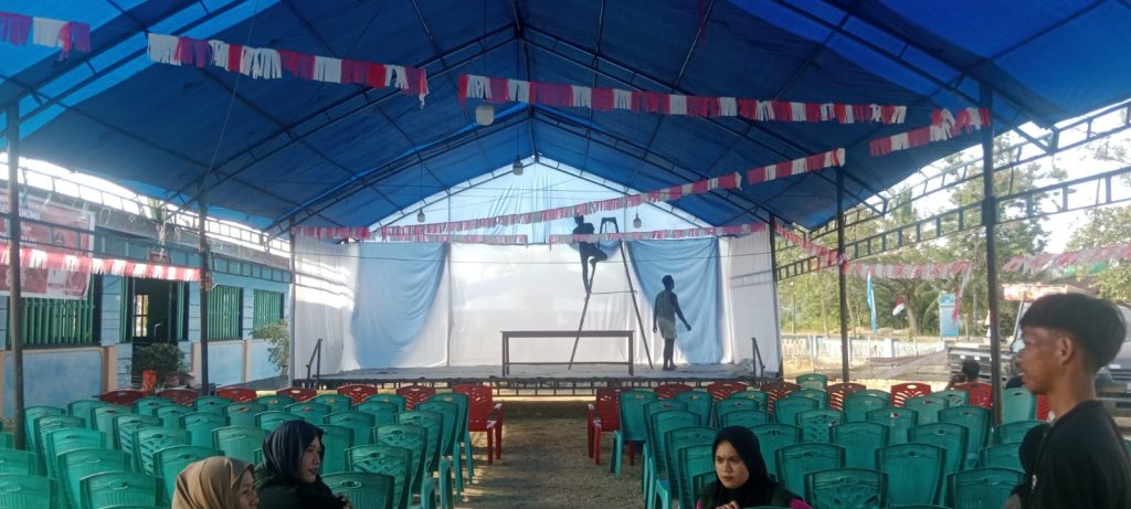 Dokumentasi mahasiswa kka posko 4 desa ahuhu