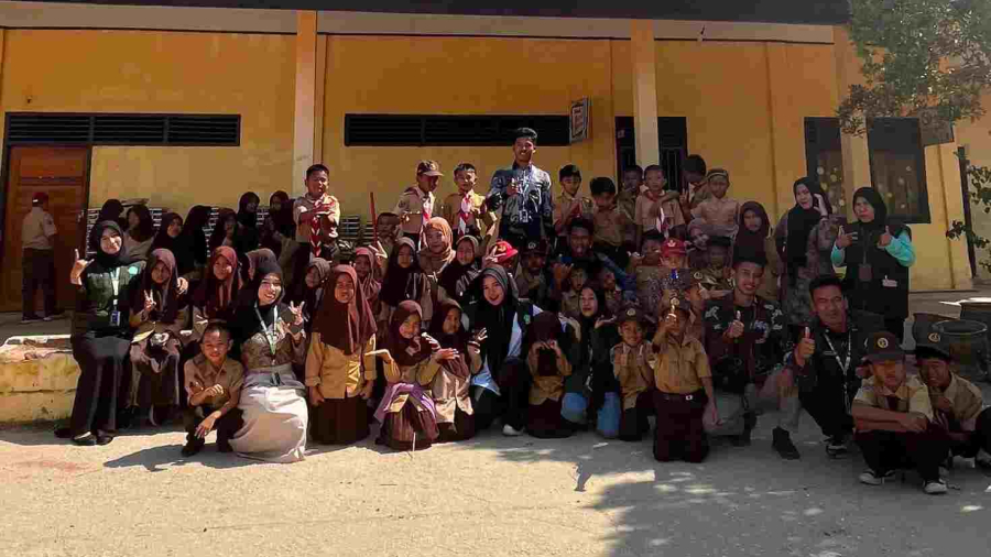 Kolaborasi Posko 1, 2, dan 3 Kuliah Kerja Amaliah Mengajar Di SD Negeri 6 Andoolo.
