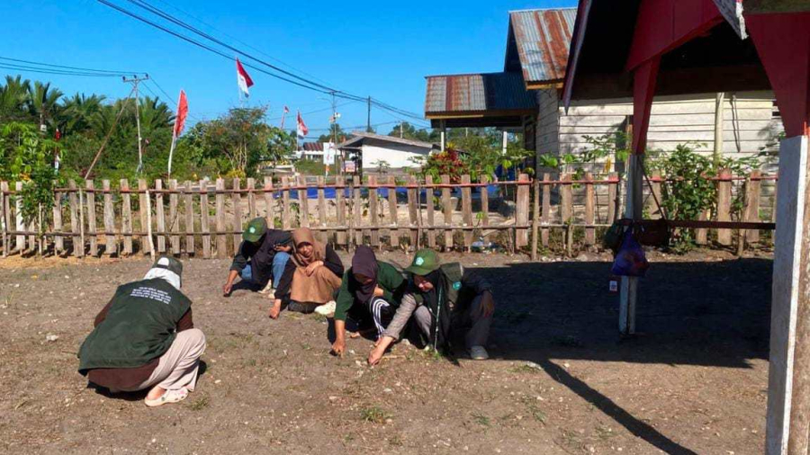 Posko 2 KKA.Sinergi Mahasiswa KKA dengan Masyarakat dalam Pengembangan Dasa Wisma Apolu Mepokoaso