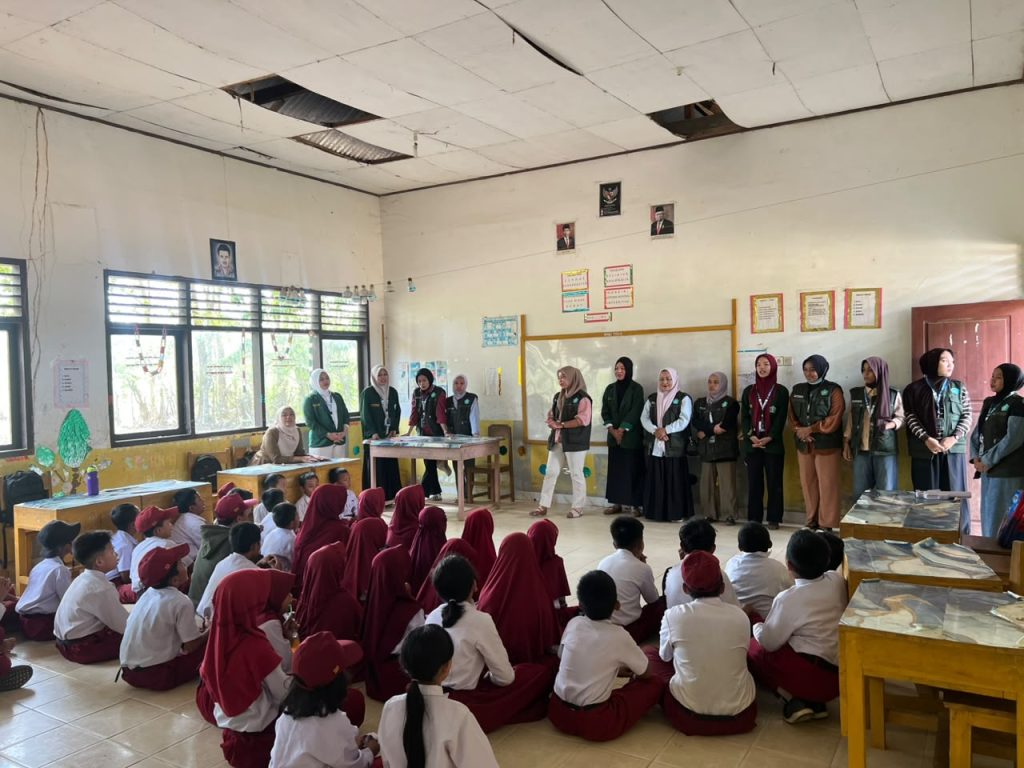 Posko 5 KKA, Kunjungan Peserta KKA Ke SD 10 Wawonggura