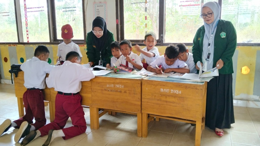 Posko 5 KKA, Kegiatan Mengajar Di SD 10 Palangga