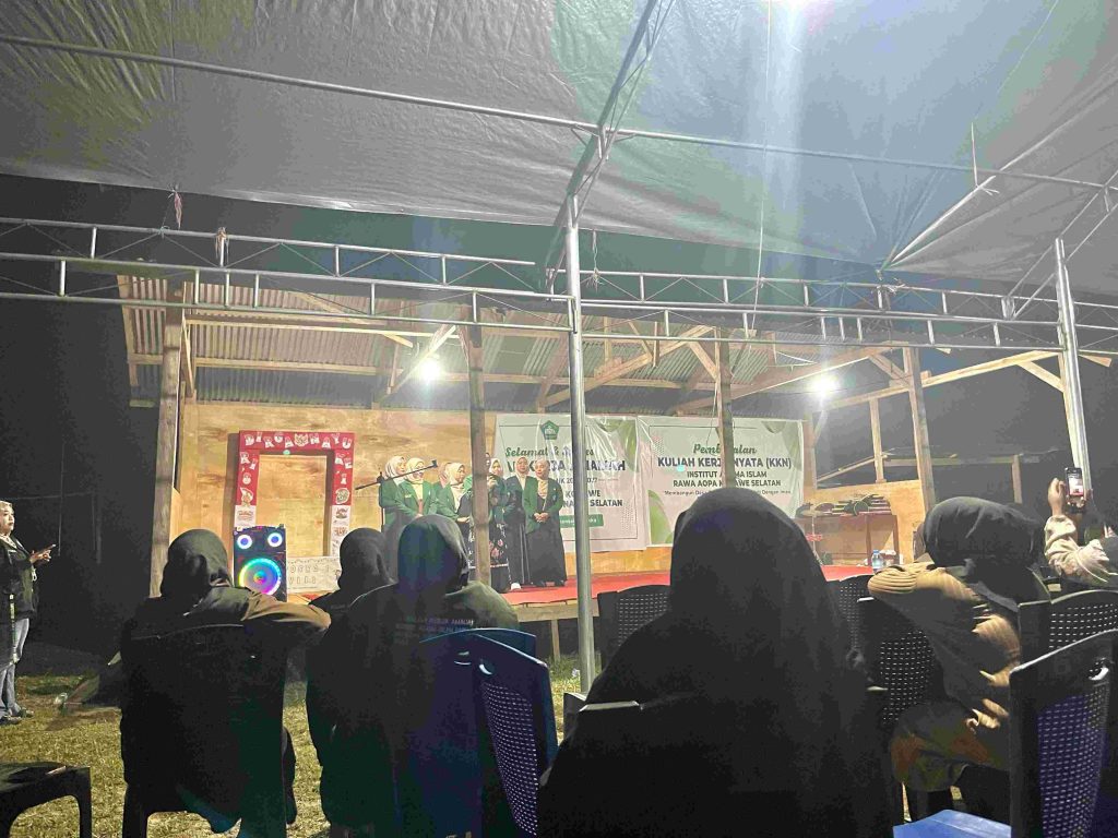 "Harmoni Pengabdian Suara Mahasiswa Untuk Institut Rawa Aopa Konawe Selatan"