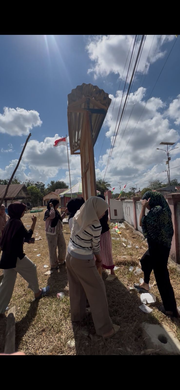 Posko 5 KKA, Pemasangan Peta Desa Wawonggura