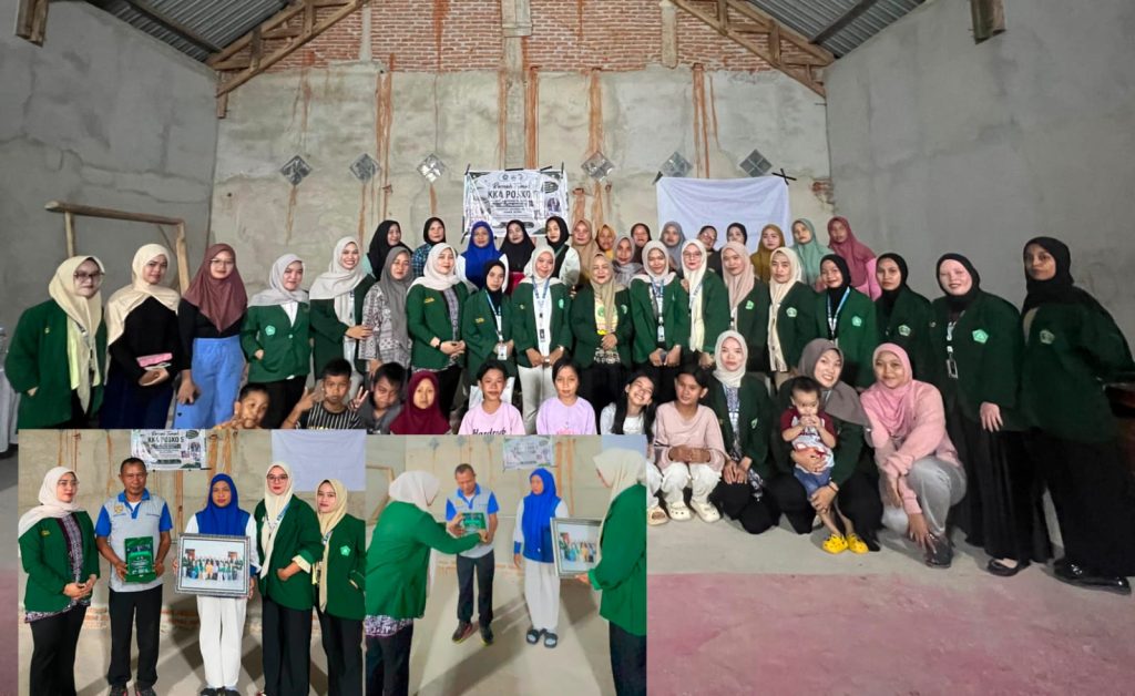 Mempererat Silaturahmi, Mahasiswa KKA Serahkan Plakat dan Foto Kenangan kepada Desa Wawonggura